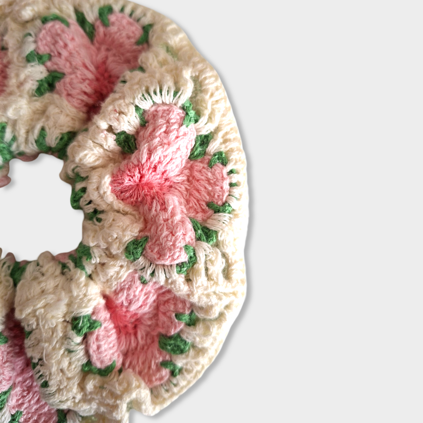 ducksessory_pink_floral_crochet_scrunchie